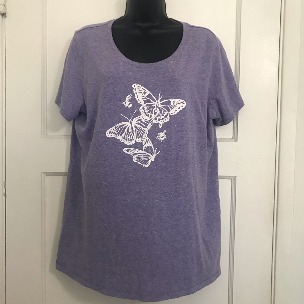 ✔️St John’s Bay Purple Butterfly Women Tee🤍🦋